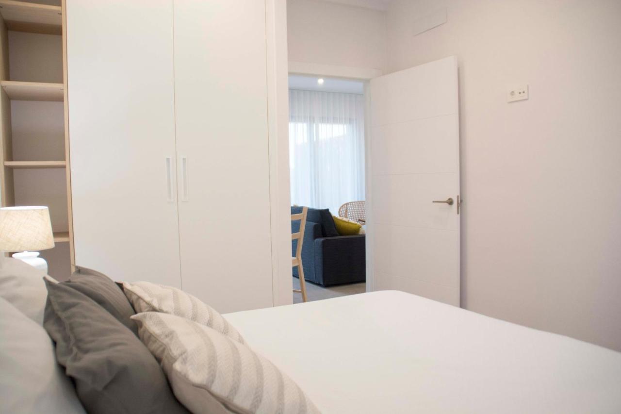 Apartamentos Madreselva Fernan Perez Exterior foto